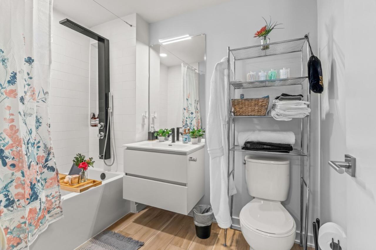 Pure Relaxation-luxury/roof Top* Apartment Philadelphia